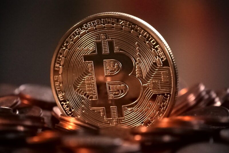 Criptomoedas na carteira: quanto alocar sem colocar seu futuro em risco
